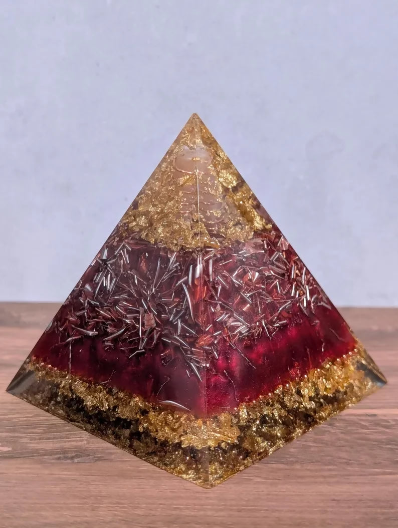 Orgonite Pyramid – Quartz, Selenite & Copper