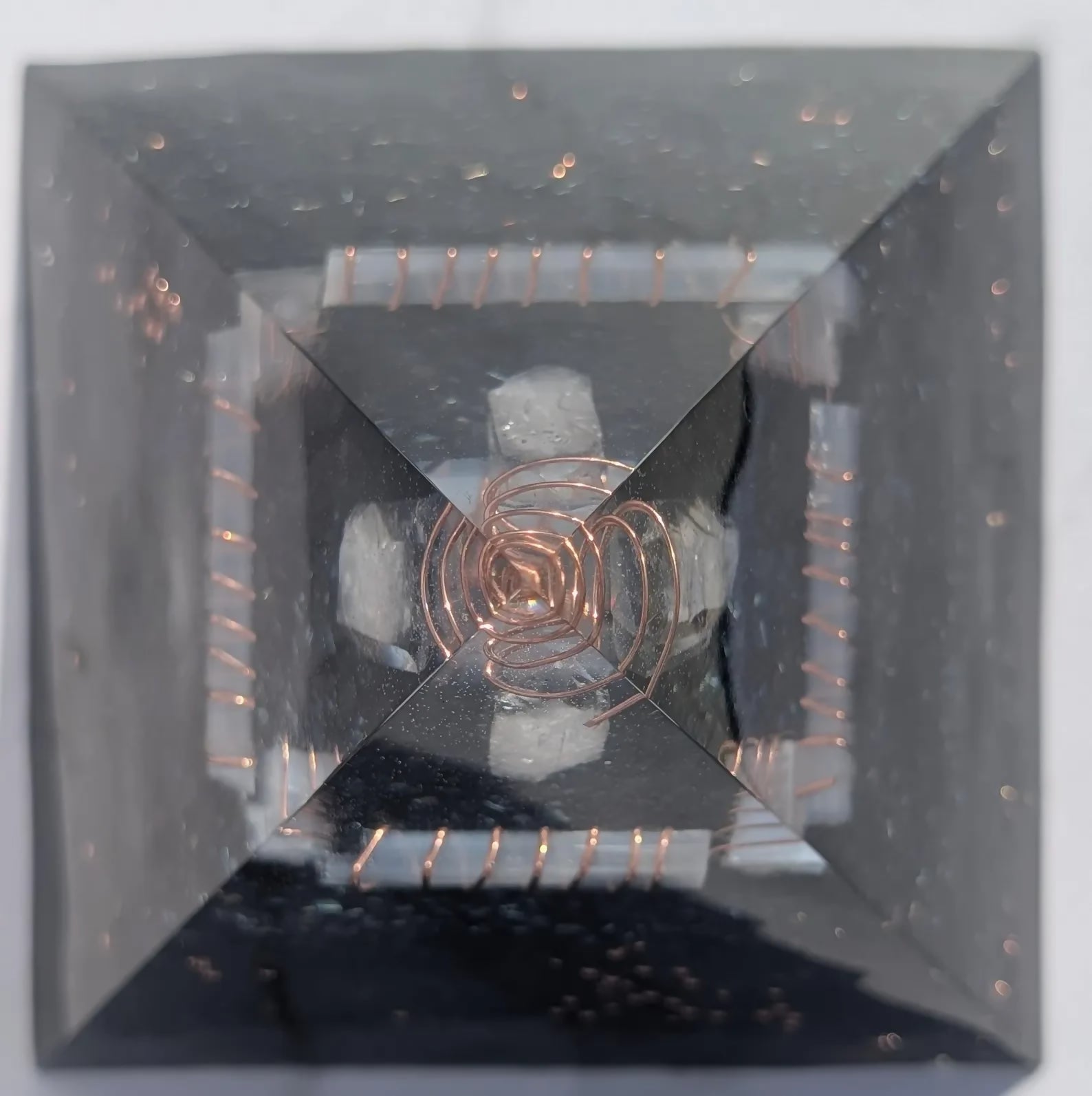 xl pyramid 4